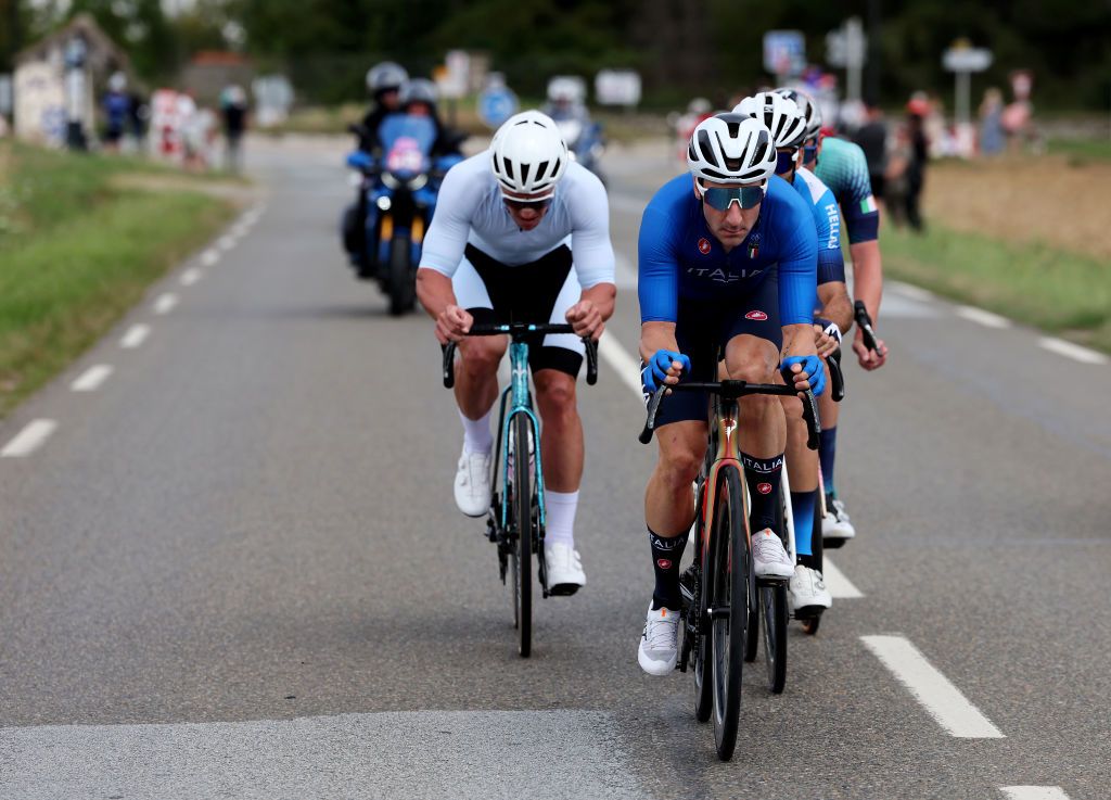 Olympic Games Men's Road Race: Viviani spearheads the counter-attack to the early break