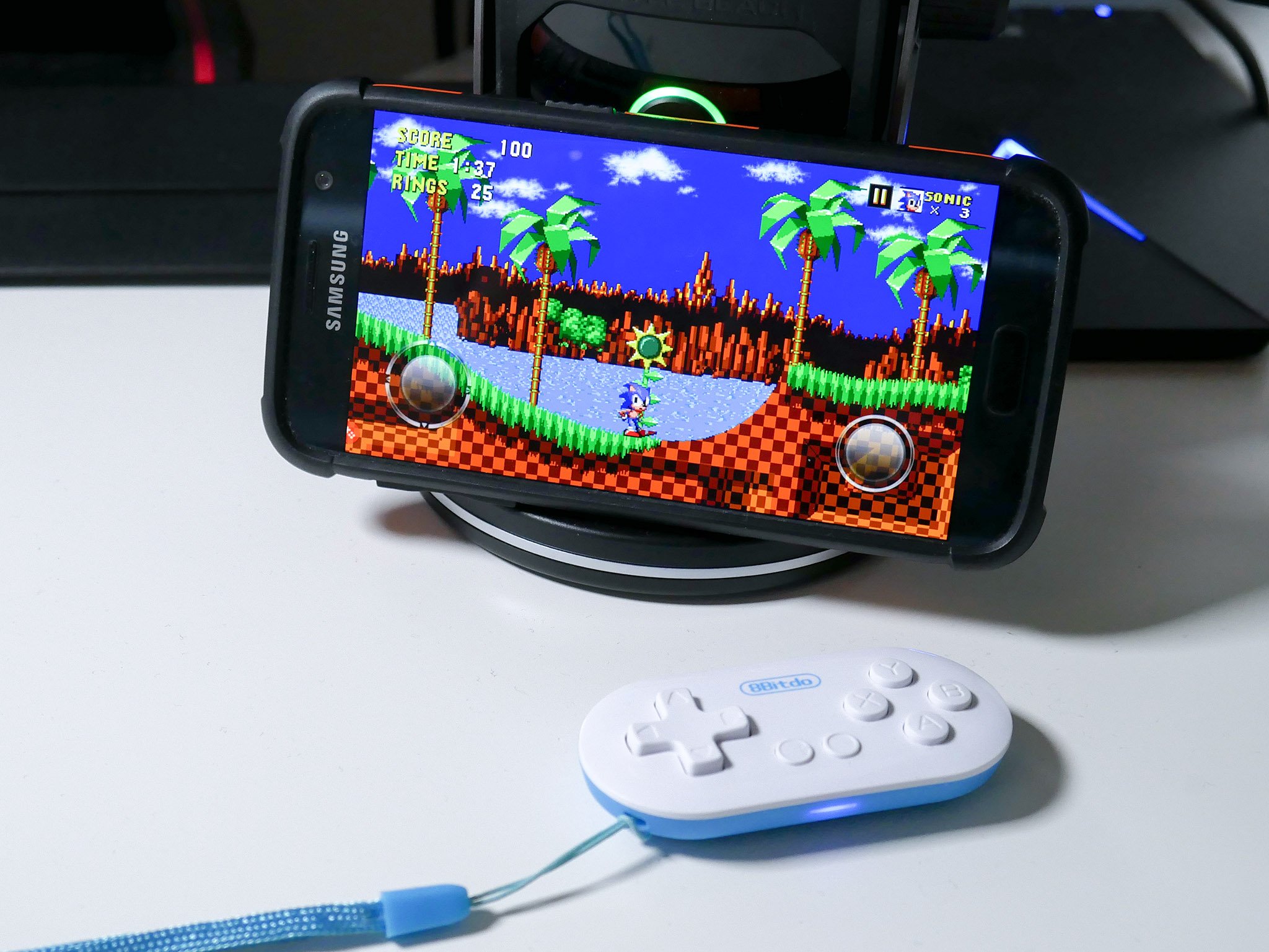 The 8bitdo Zero Is An Excellent Bluetooth Controller That Fits On A Keychain Android Central