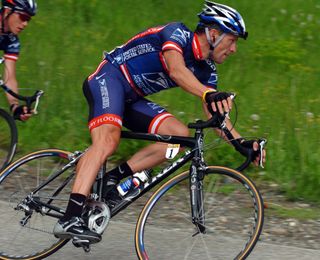 Armstrong riding the 2004 Dauphine-Libere in preparation for that year's Tour