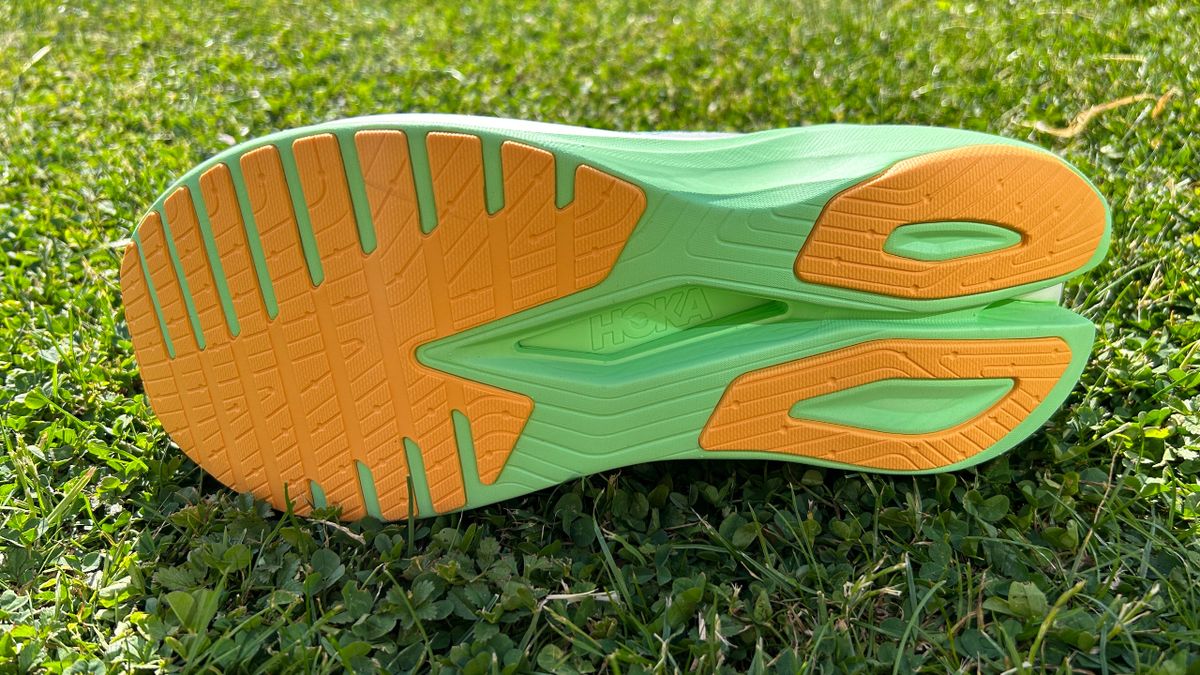 hoka mach running shoes