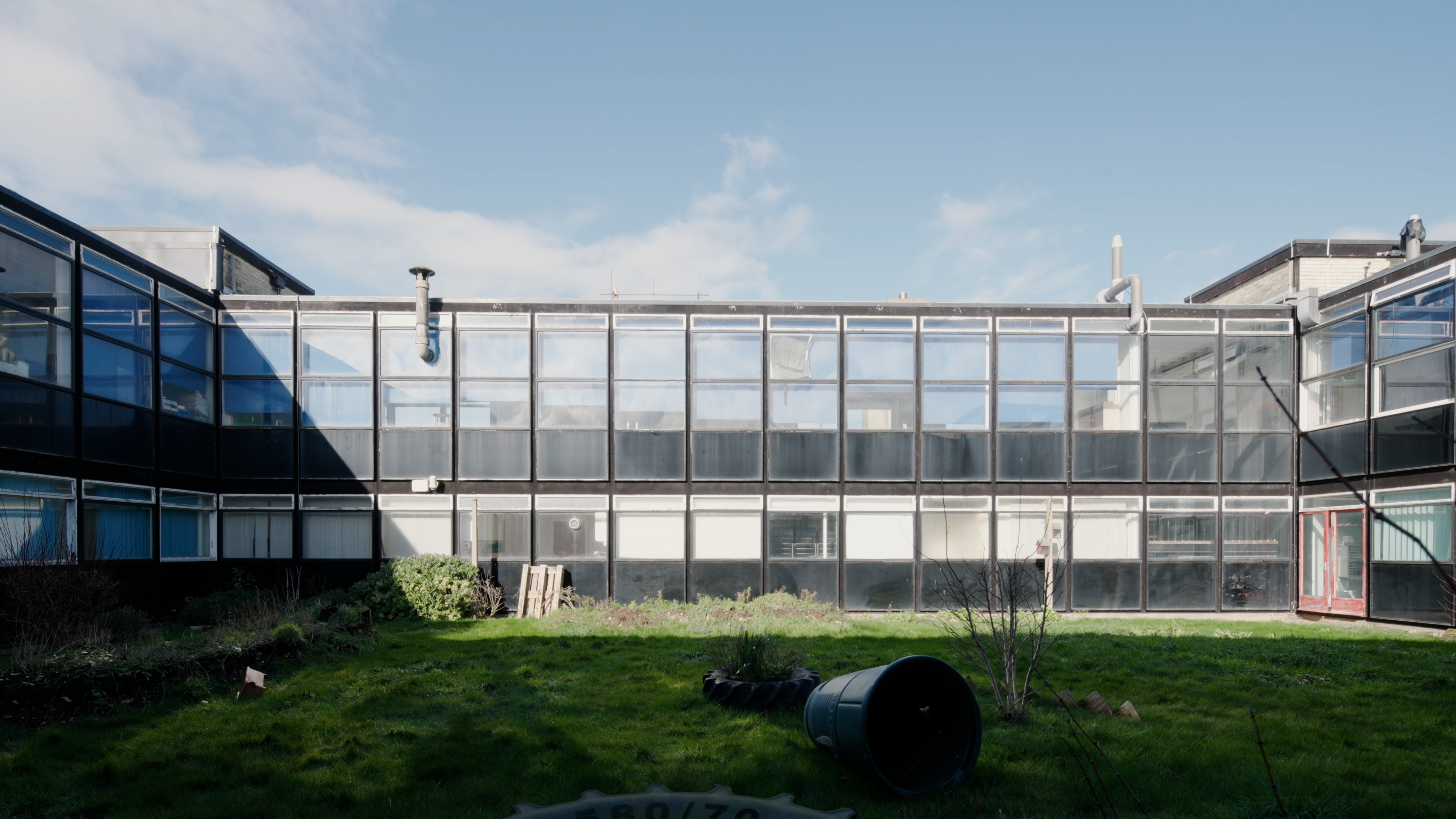 visualisations of the refurbishment of hunstanton school / smithdon high school, a brutalist school by alison and peter smithson