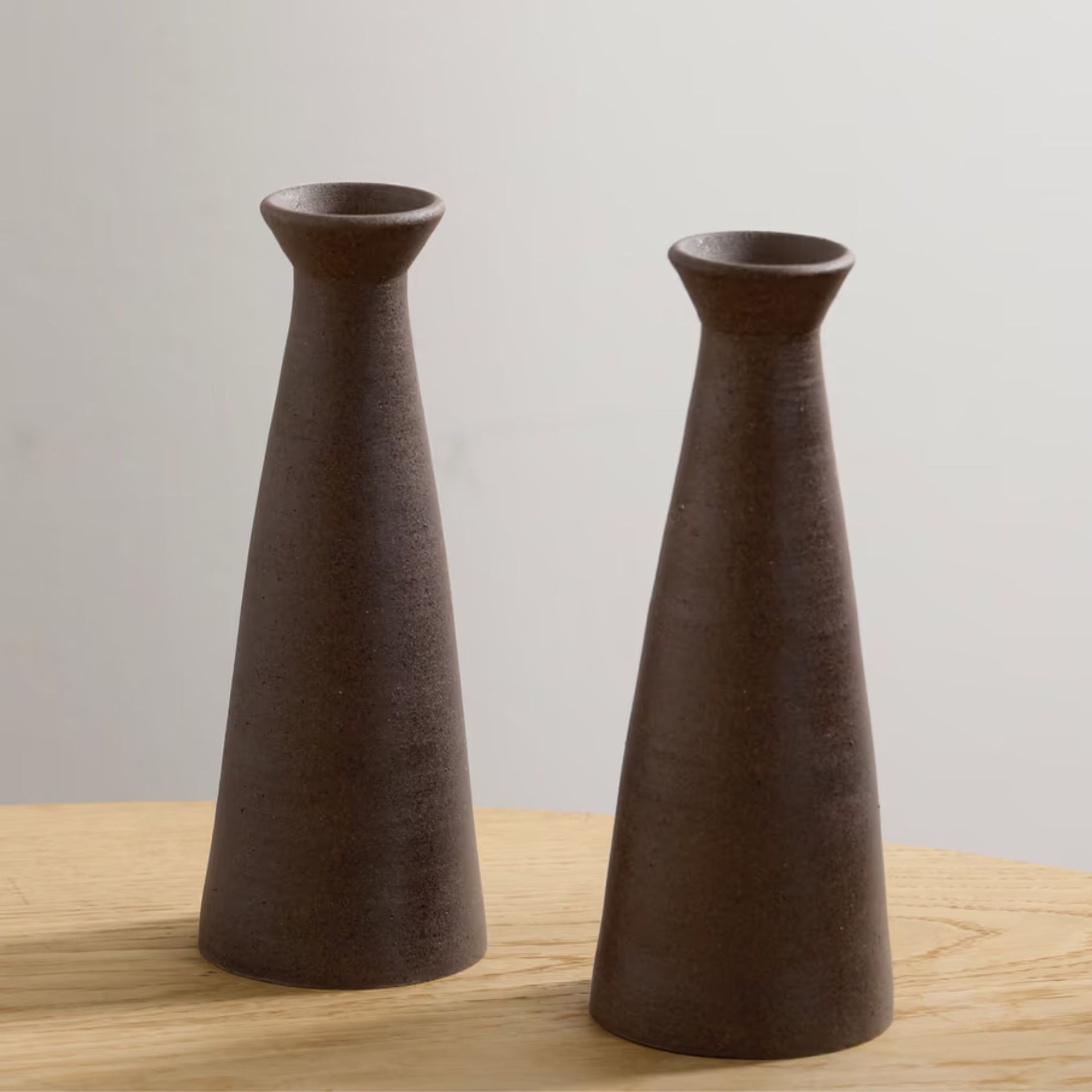 HUNTING SEASON Set of two ceramic candle holders