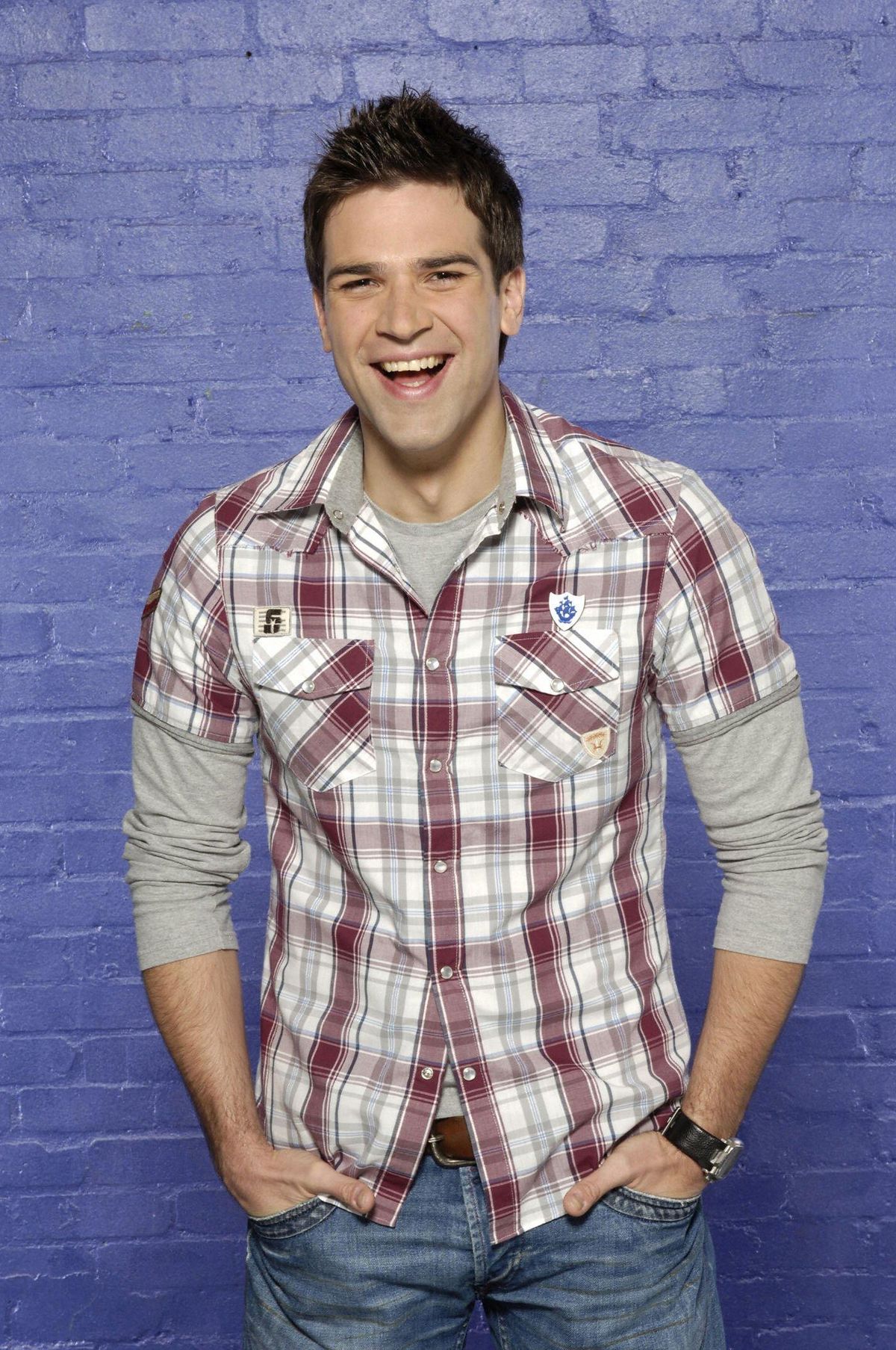 Gethin Jones to quit Blue Peter