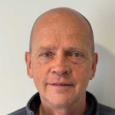headshot of Ian Garner