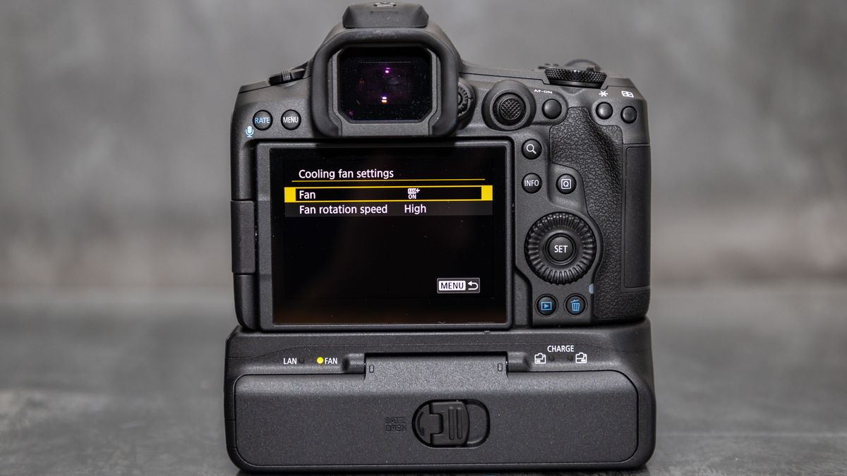 Canon CF-R20EP battery grip for Canon EOS R5 Mark II