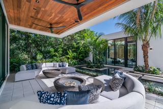 modern covered outdoor patio