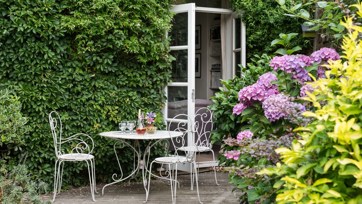 This lemon juice rust removal tip will have garden furniture sparkling