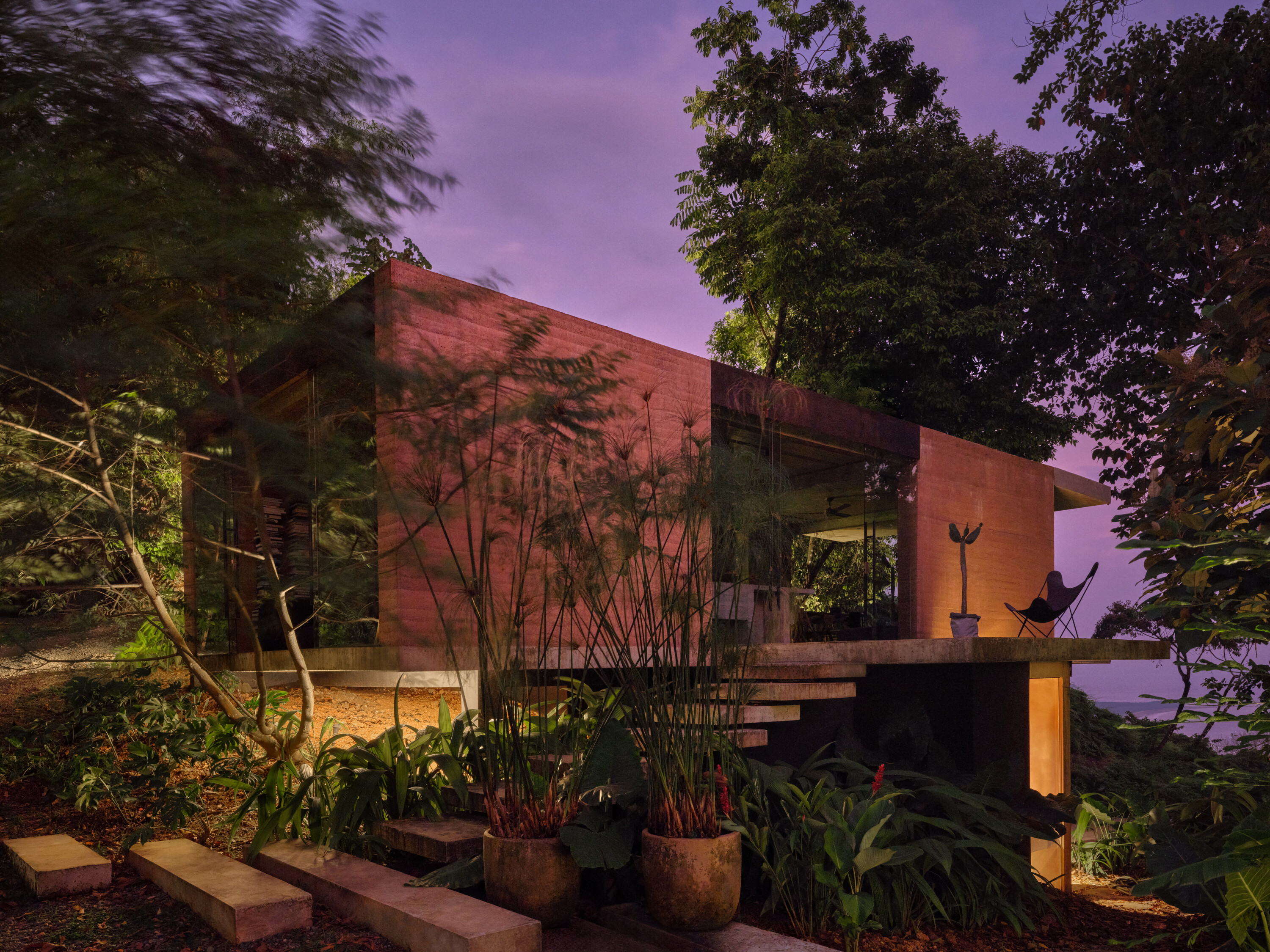 Studio House, Costa Rica, by Formafatal