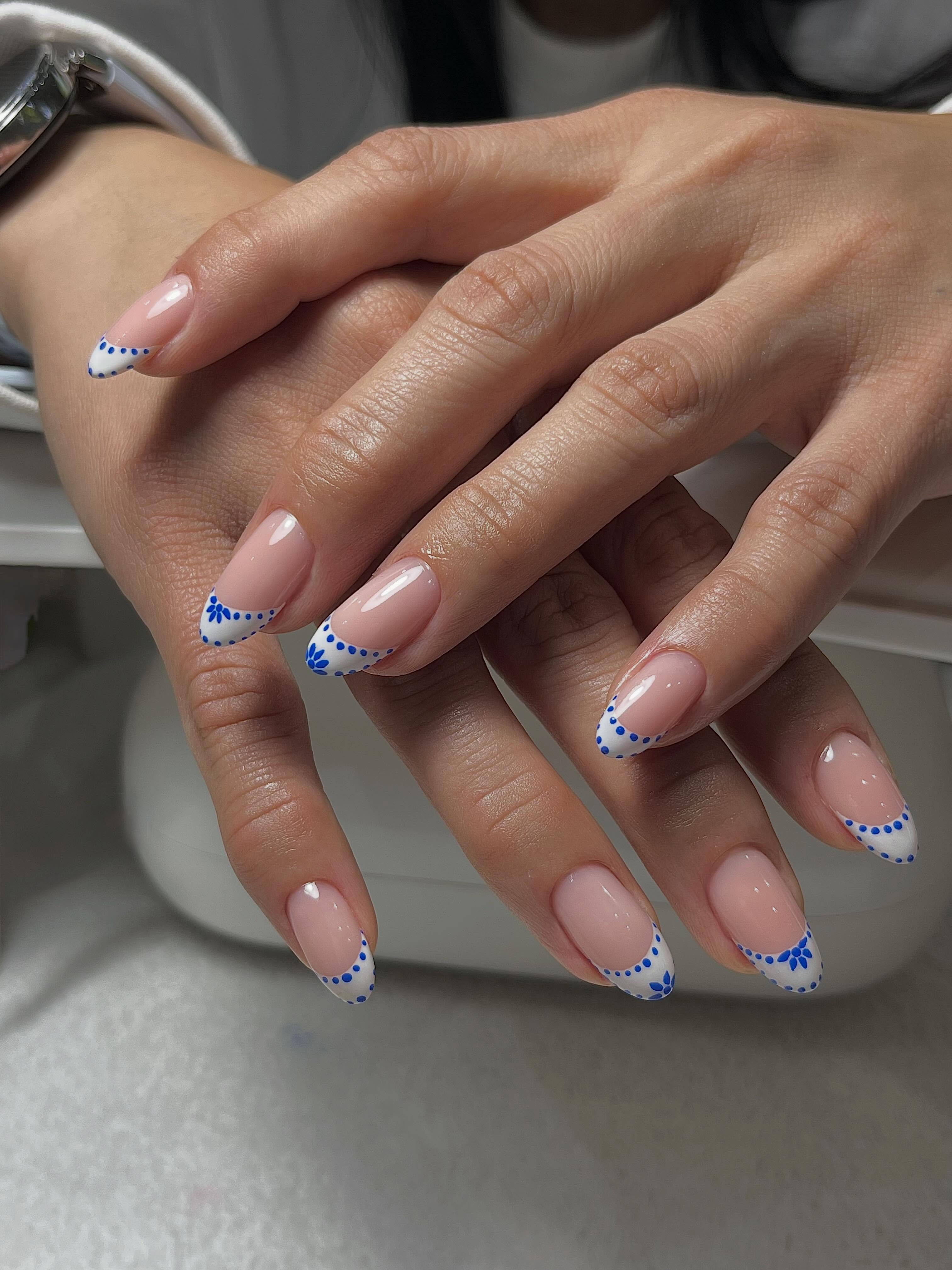 Mediterranean nail trend