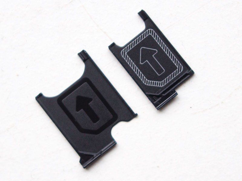 SIM trays