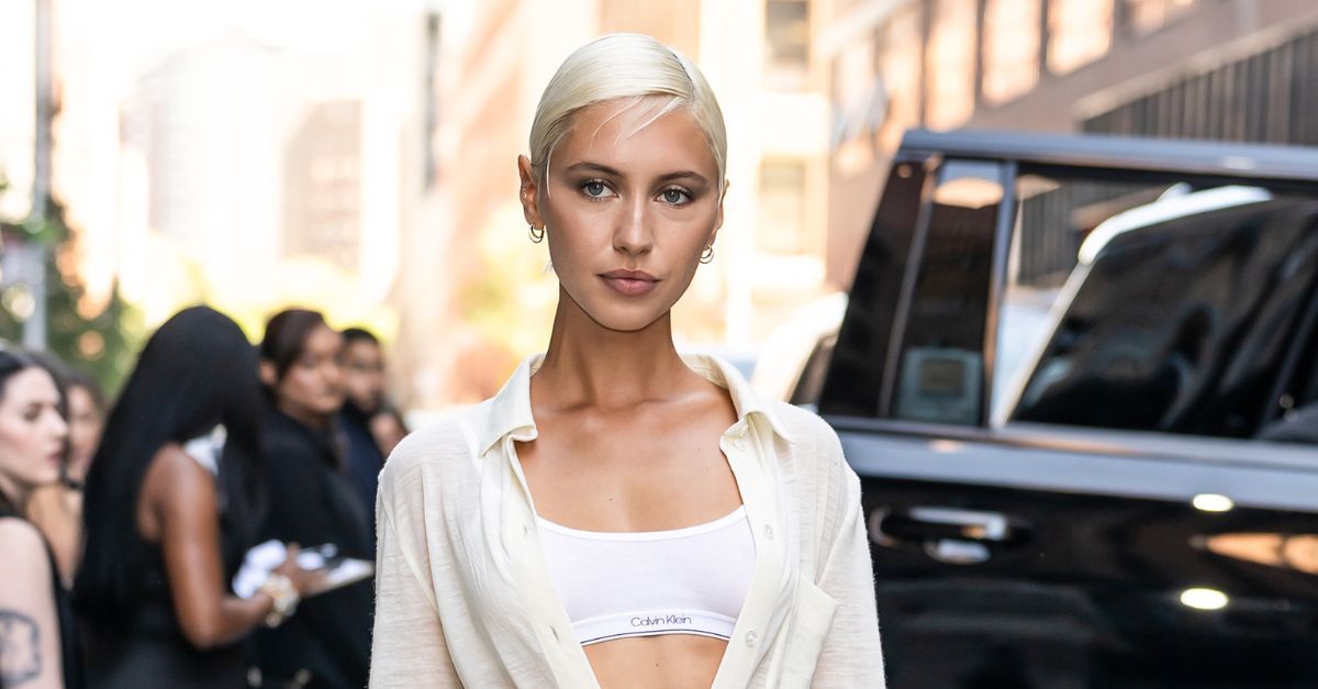 If You Want to Make Leggings Look Especially Chic, Skip Trainers and Ballet Flats and Wear This Shoe Trend Instead