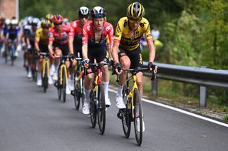 ALTU DE LANGLIRU SPAIN SEPTEMBER 13 Robert Gesink of The Netherlands and Team JumboVisma leads the peloton during the 78th Tour of Spain 2023 Stage 17 a 1244km stage from Ribadesella Ribeseya to Altu de LAngliru 1555m UCIWT on September 13 2023 in Altu de LAngliru Spain Photo by Tim de WaeleGetty Images