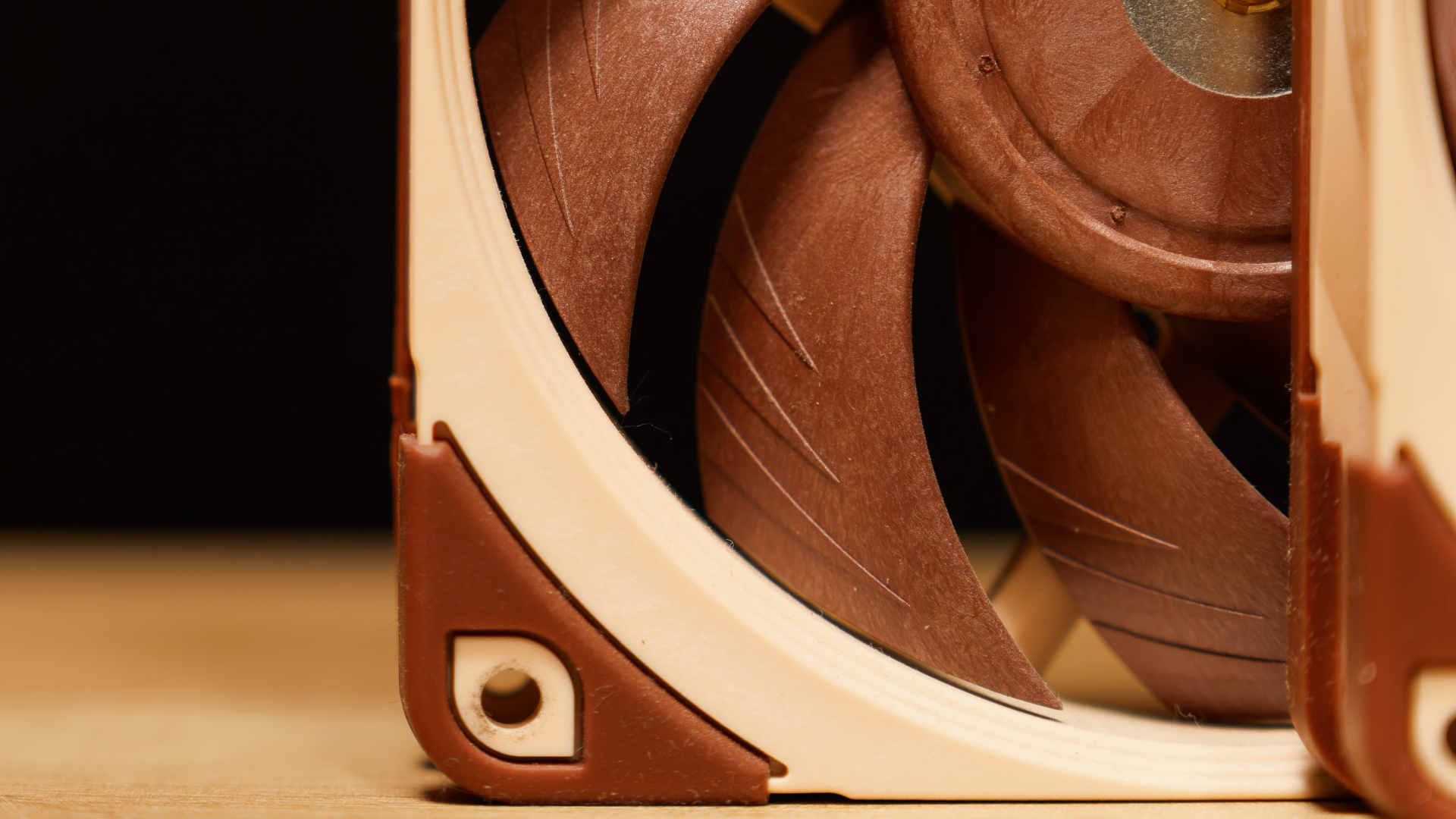 Close up of Noctua fans