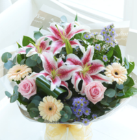 Hand-delivered Mother's Day flowers with 25% extra included at Interflora