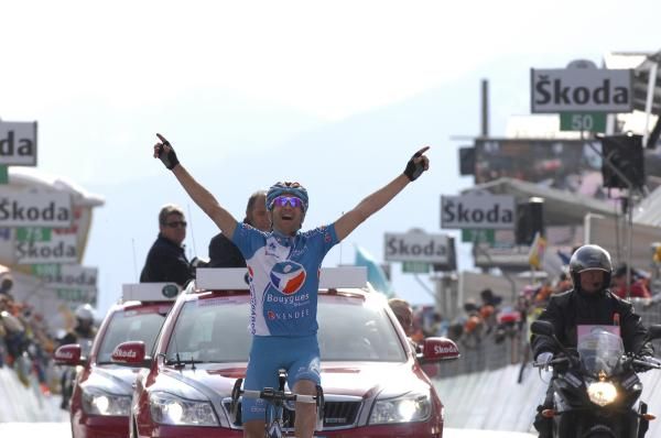 Johann Tschopp (Bbox Bouygues Telecom) celebrates his stage 20 Giro d'Italia win