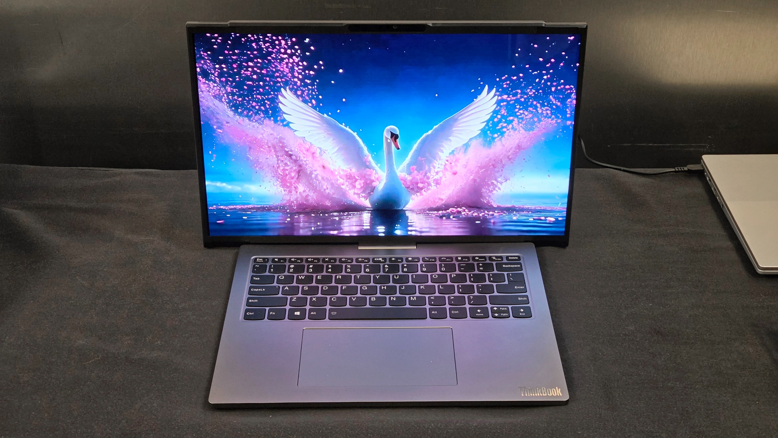 Lenovo Project Swan Concept