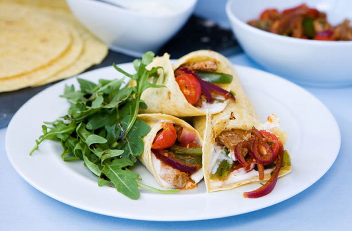 Pork and pepper fajitas