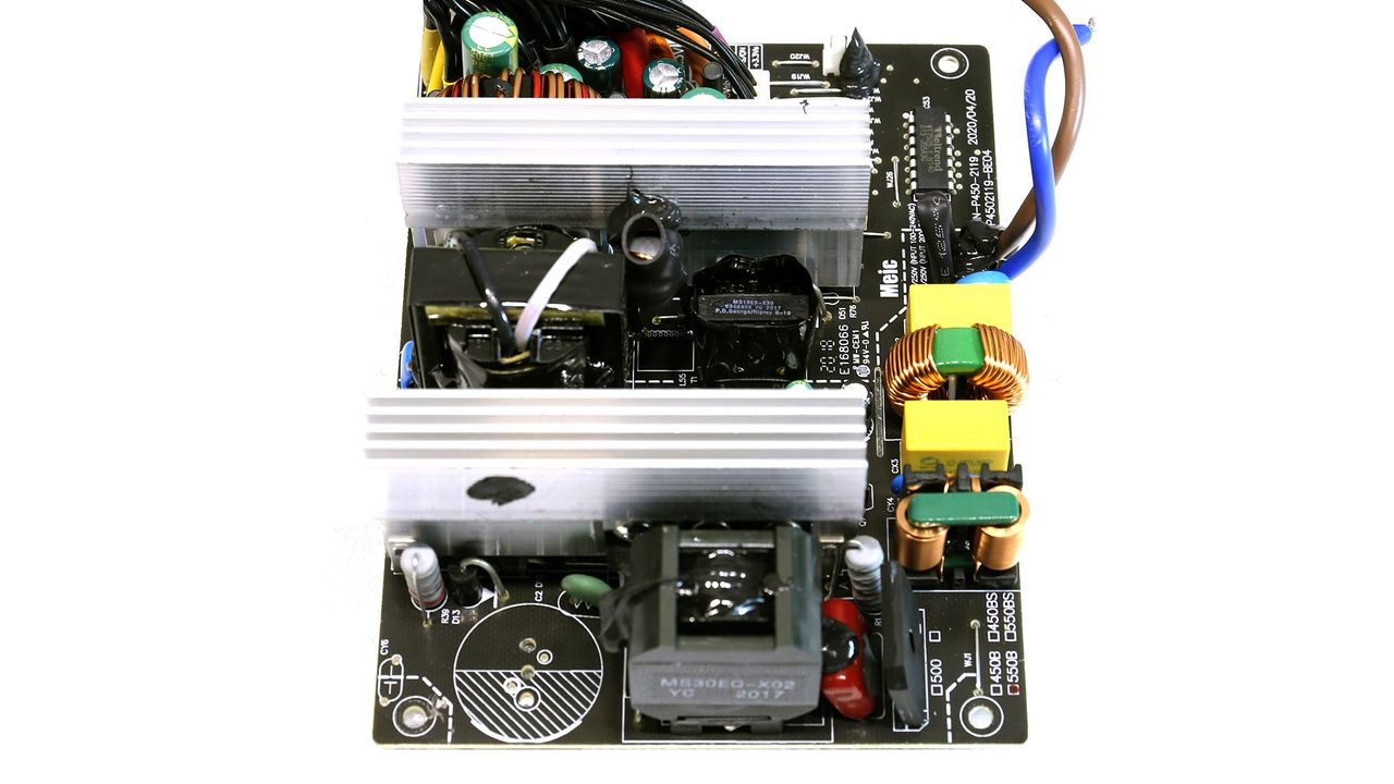 Gigabyte P550B