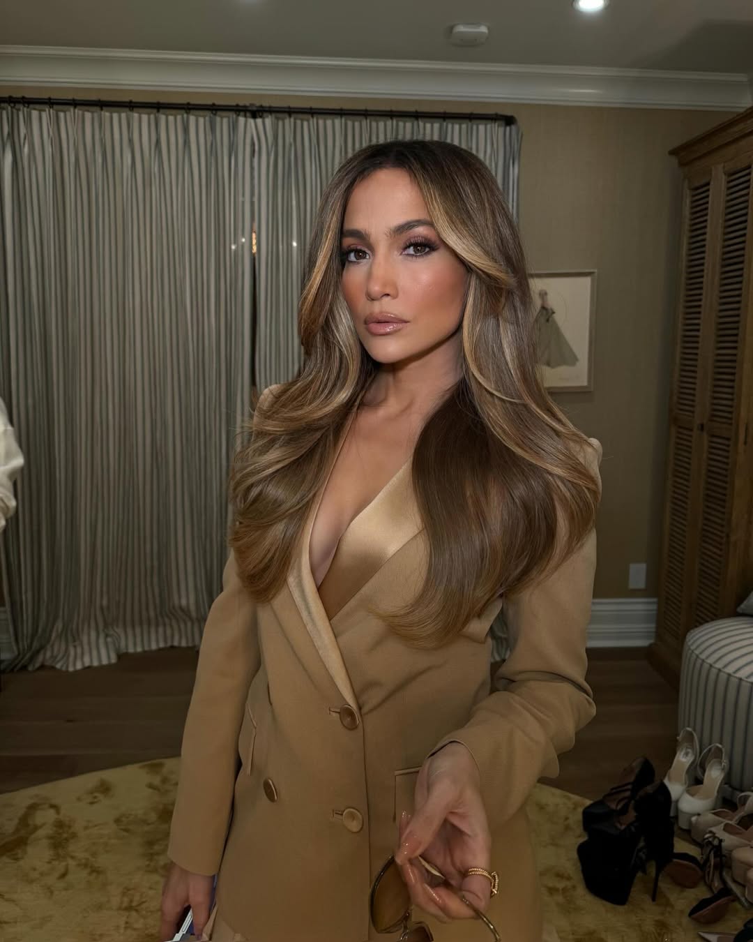 @jlo