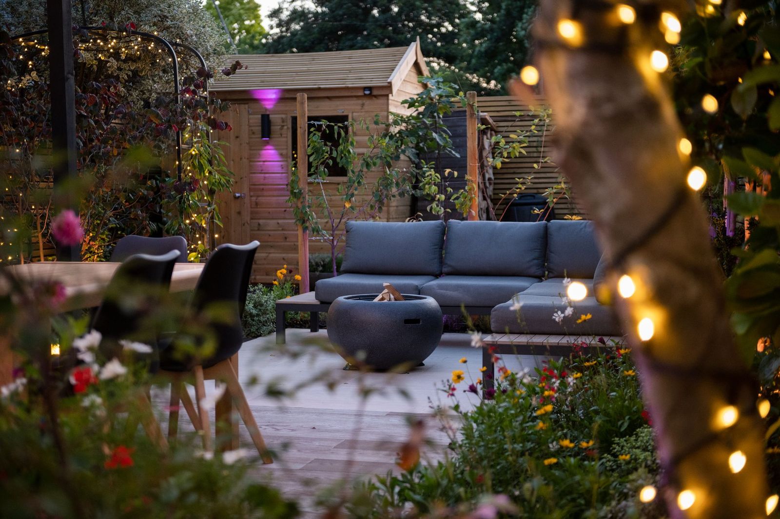 Decking lighting ideas – 7 ways to transform your backyard | Livingetc