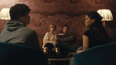 Charles Melton as Austin Davis, Carey Mulligan as Lindsay Crane-Martin, Oscar Isaac as Josh Martin, Cailee Spaeny as Ashley Miller in episode 202 of Beef