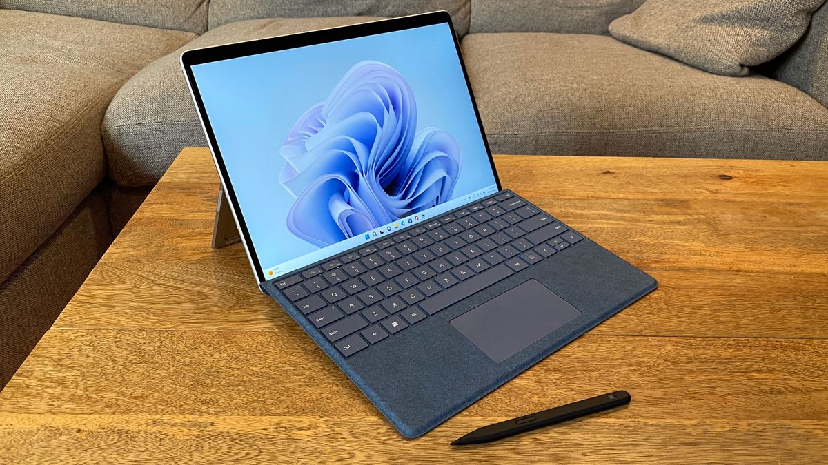 Microsoft Surface Pro 9 (SQ3) Review: Arm Takes Center Stage | Tom's ...