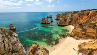 Praia do Camilo beach, Lagos, Algarve, Portugal.