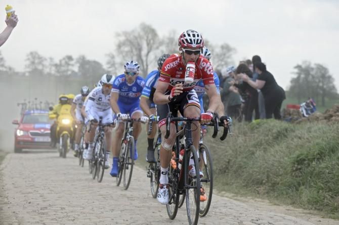 Belgium's Kenny Dehaes (Lotto-Belisol) leads an eight-man break