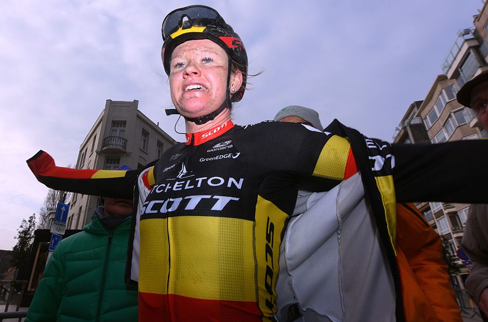 Jolien D'hoore (Mitchelton-Scott) wins Women's WorldTour Driedaagse De Panne-Koksijde Women 2018