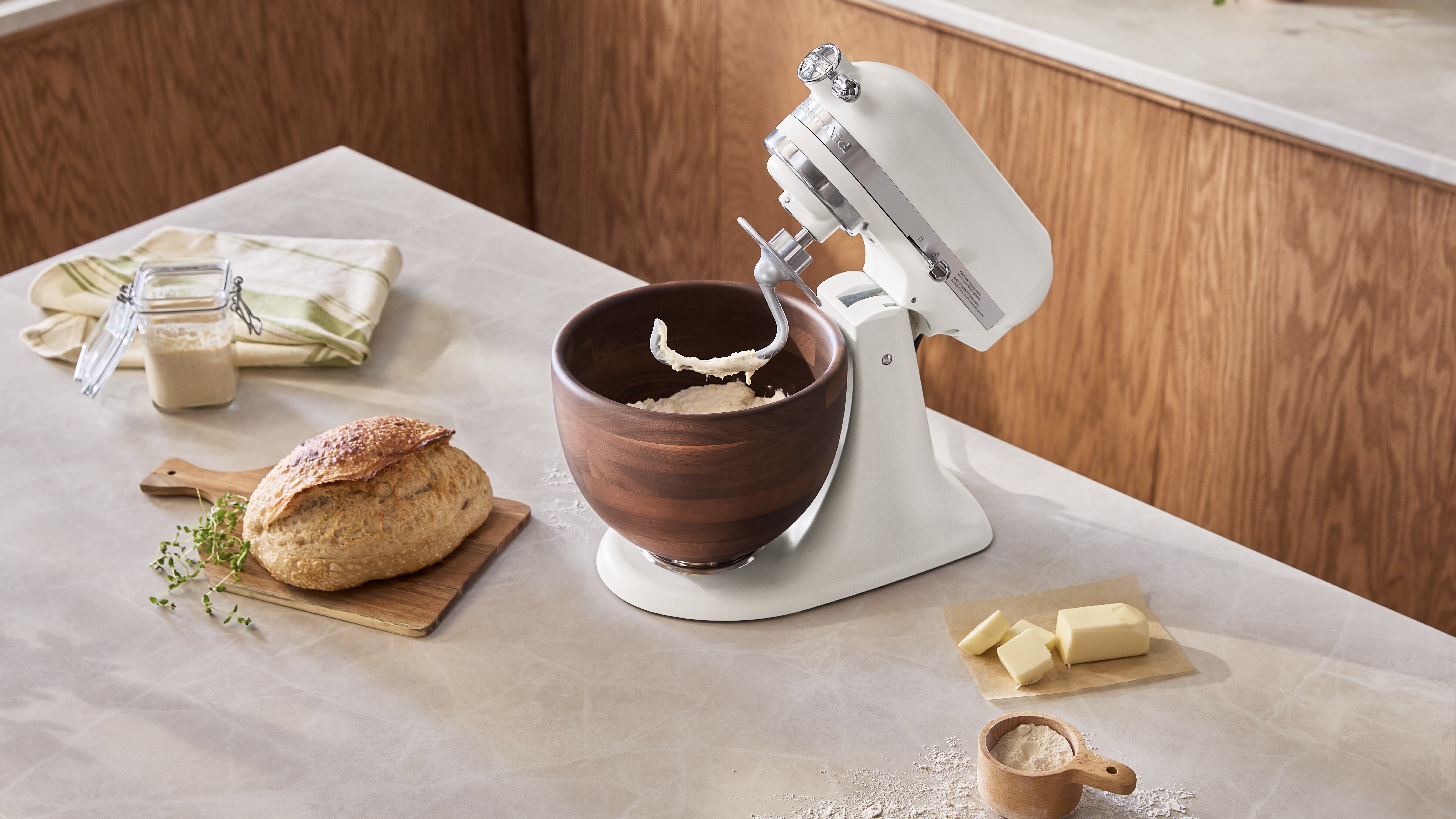 KitchenAid 4.7L Tilt-Head Stand Mixer in Porcelain White