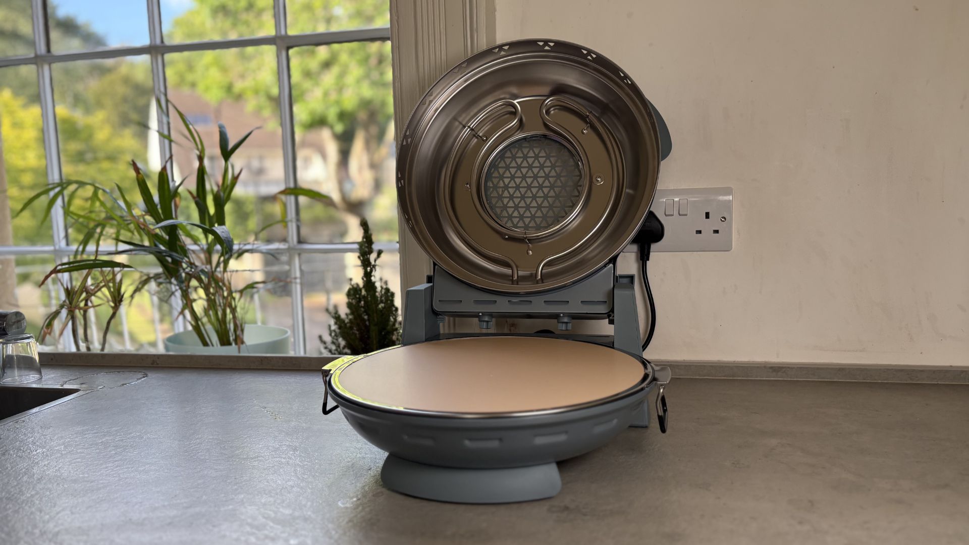 Testing the Kenwood My Pizzeria Pizza Oven