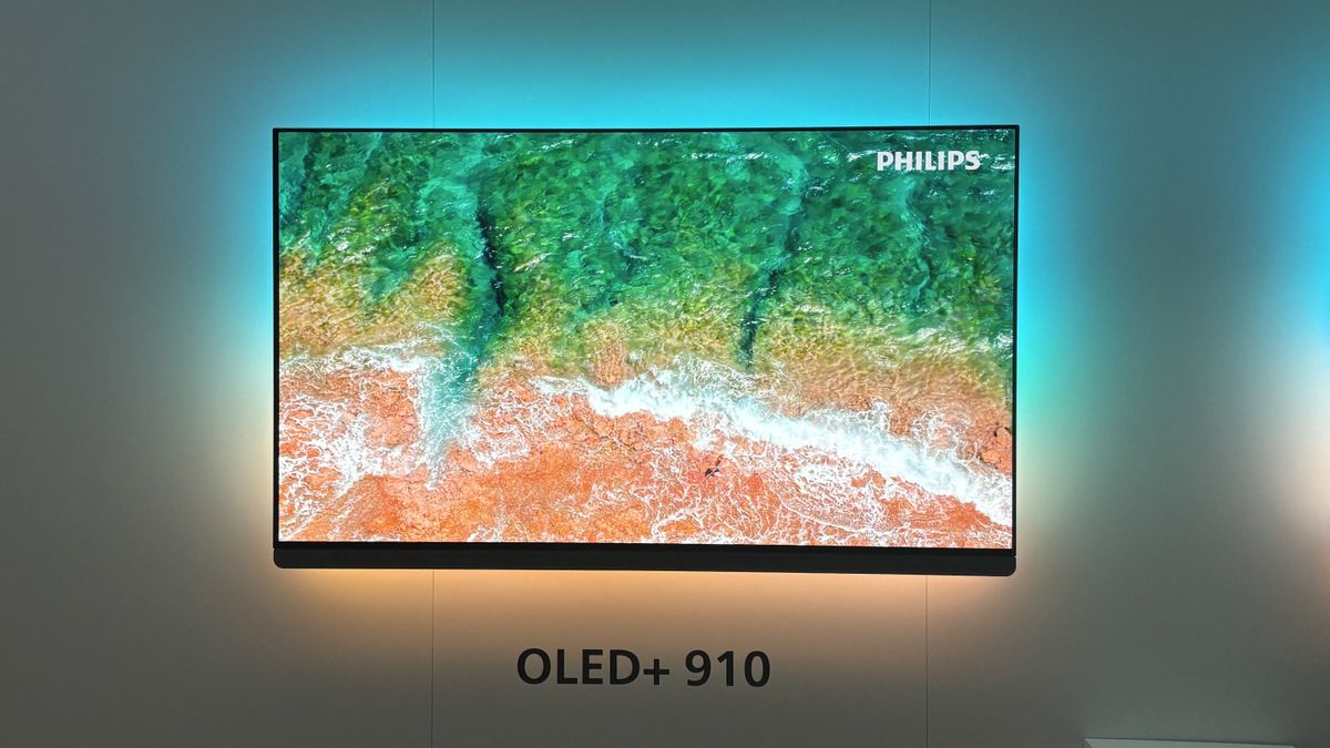 A Philips OLED910 TV at TP Vision Live&#039;s demo rooms