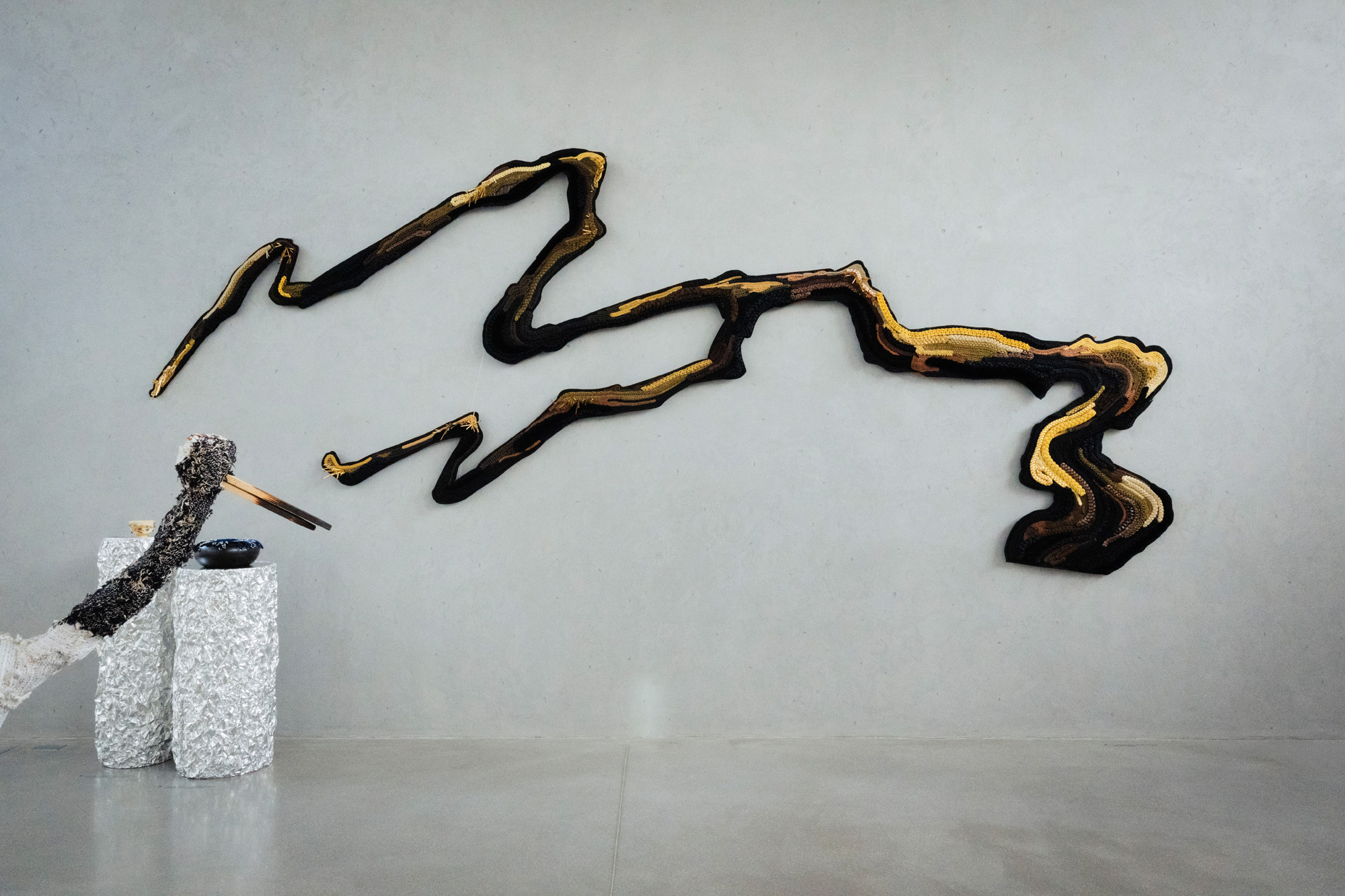 Chanel 19M &lsquo;Beyond our Horizons: from Tokyo to Paris&rsquo; exhibition interiors