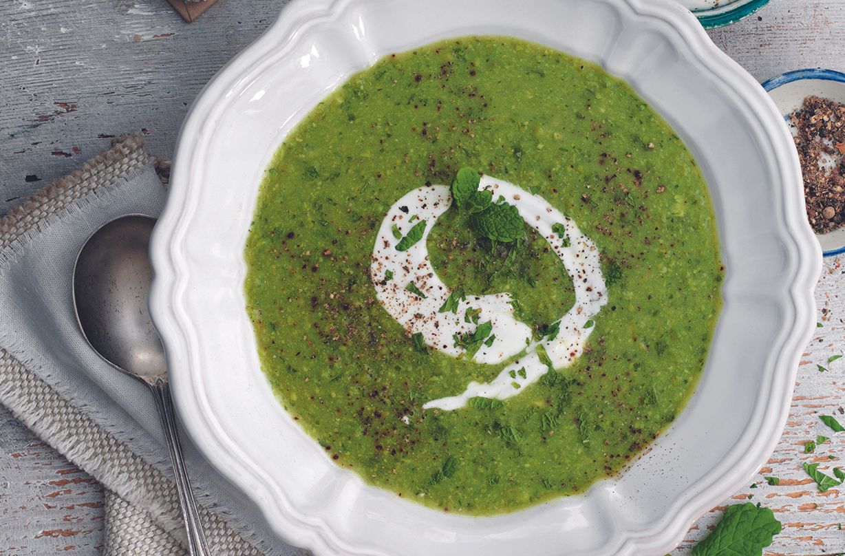 Slimming World&#039;s green pea and mint soup