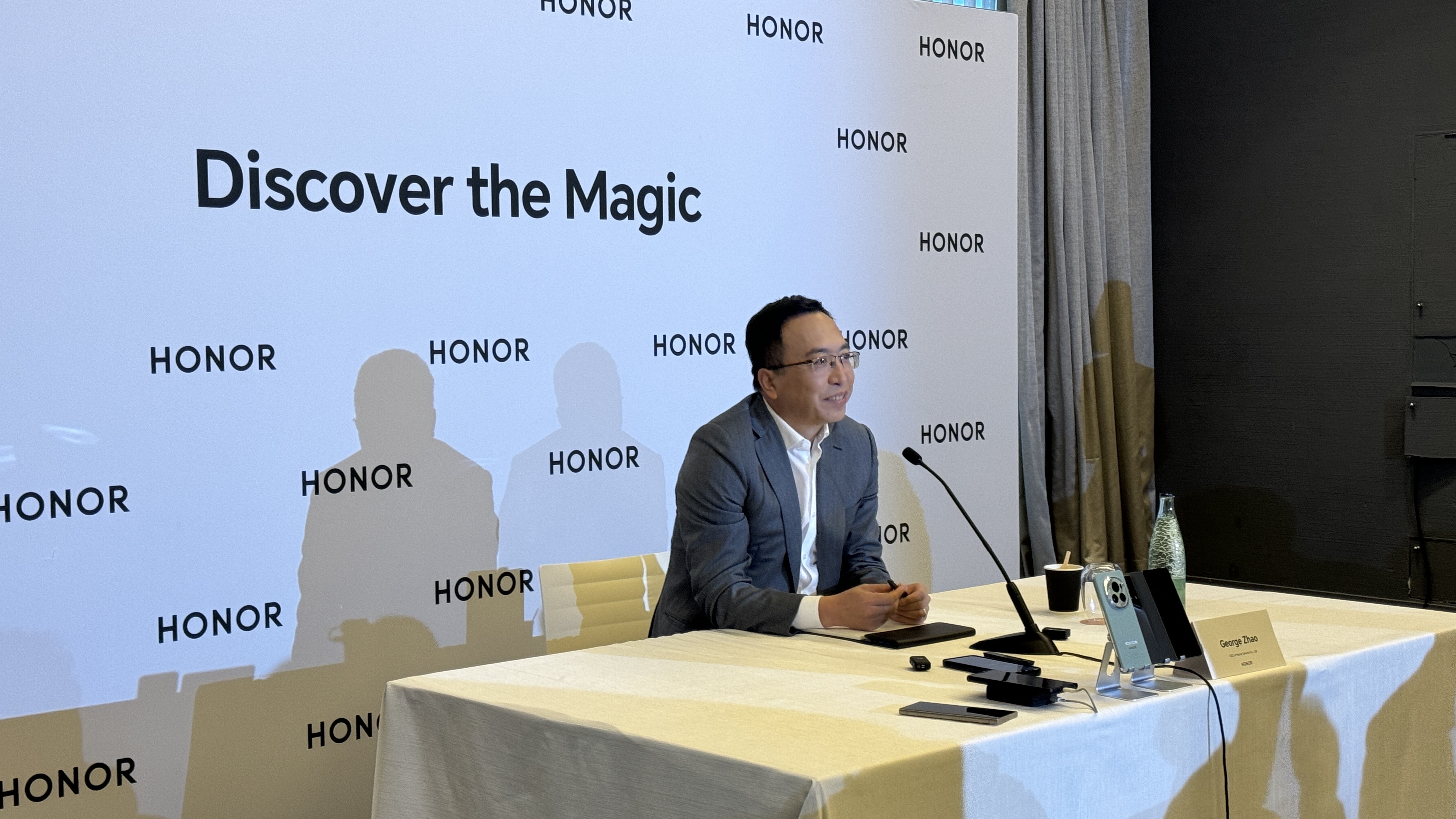 Honor CEO George Zhao leads a press conference at MWC 2024