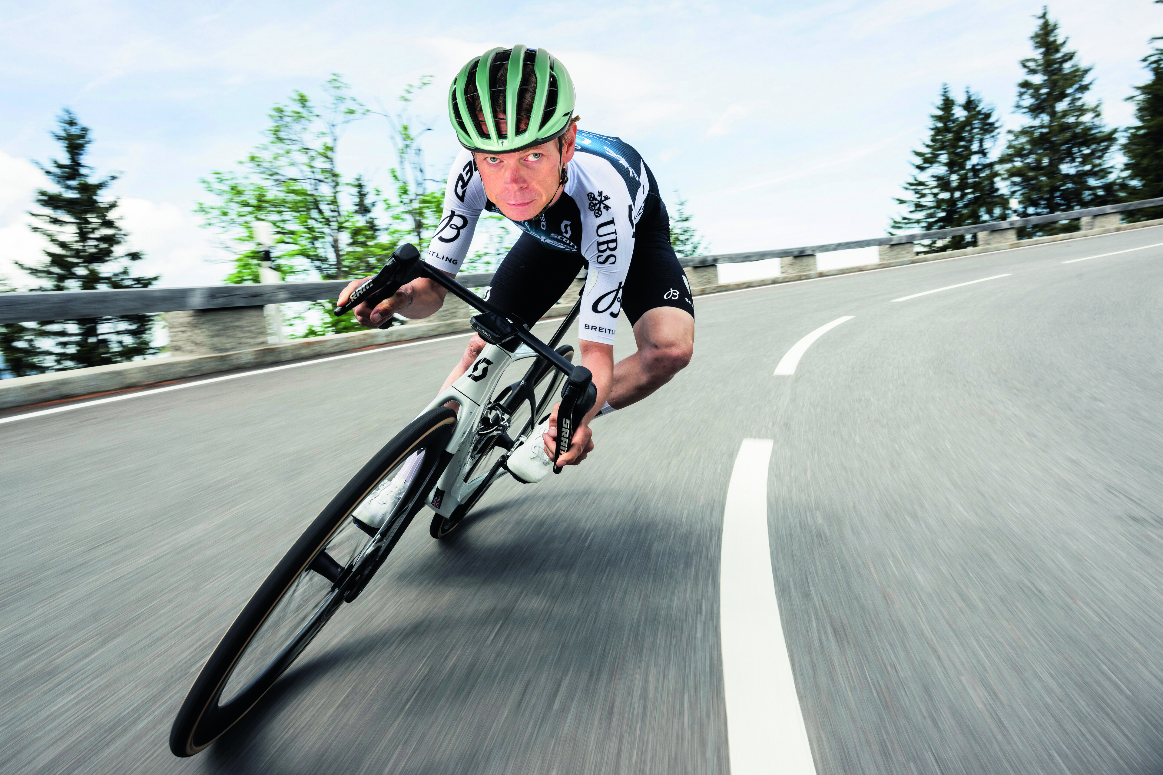 Dr Hutch rides a hairpin