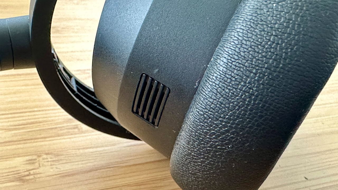 Sennheiser Accentum Plus