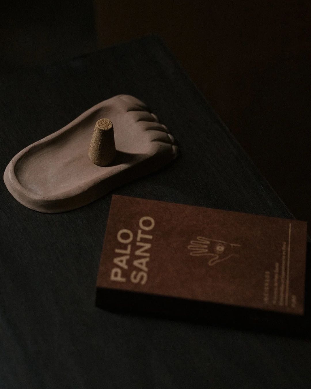 Puna Foot Incense Holder - Beige.