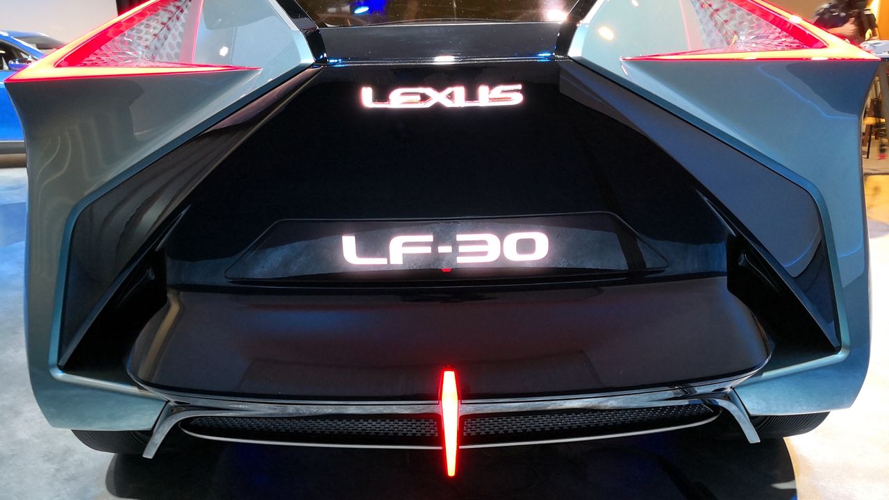 Lexus LF-30