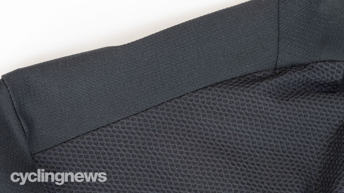 Assos Equipe RS Jersey S9 Targa detail of extra seams at the shoulder