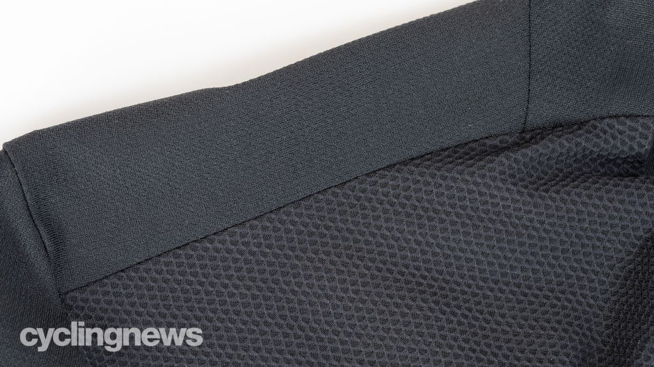 Assos Equipe RS Jersey S9 Targa detail of extra seams at the shoulder