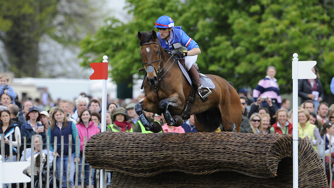 Nicolas Touzaint and Hildago De L'Ile on the cross-country at Badminton 2008