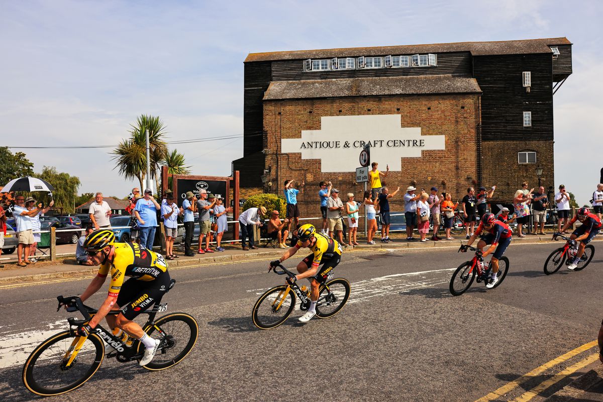 Picture by Alex Whitehead/SWpix.com - 08/09/2023 - Cycling - 2023 Tour of Britain - Stage 6: Southend-on-Sea to Harlow (146.2km) - Jos van Emden of Team Jumbo Visma, Steven Kruijswijk of Team Jumbo Visma