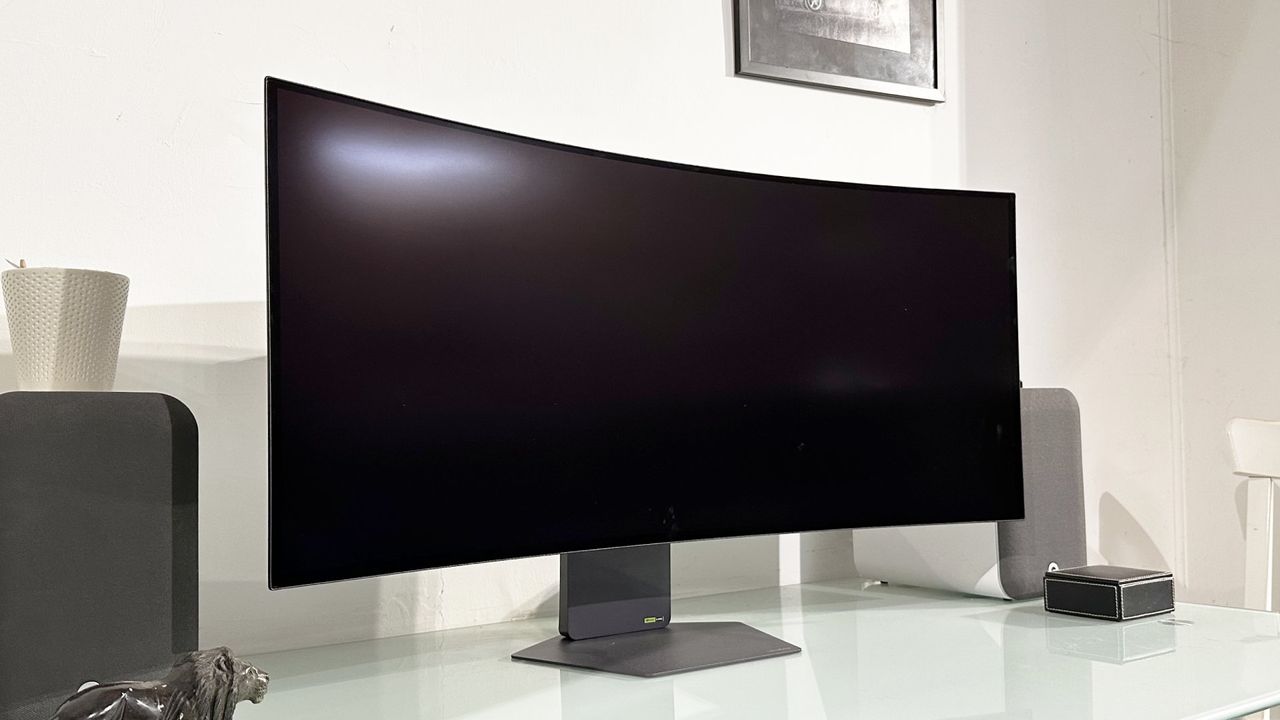 LG UltraGear Evo 39GX950B OLED monitor