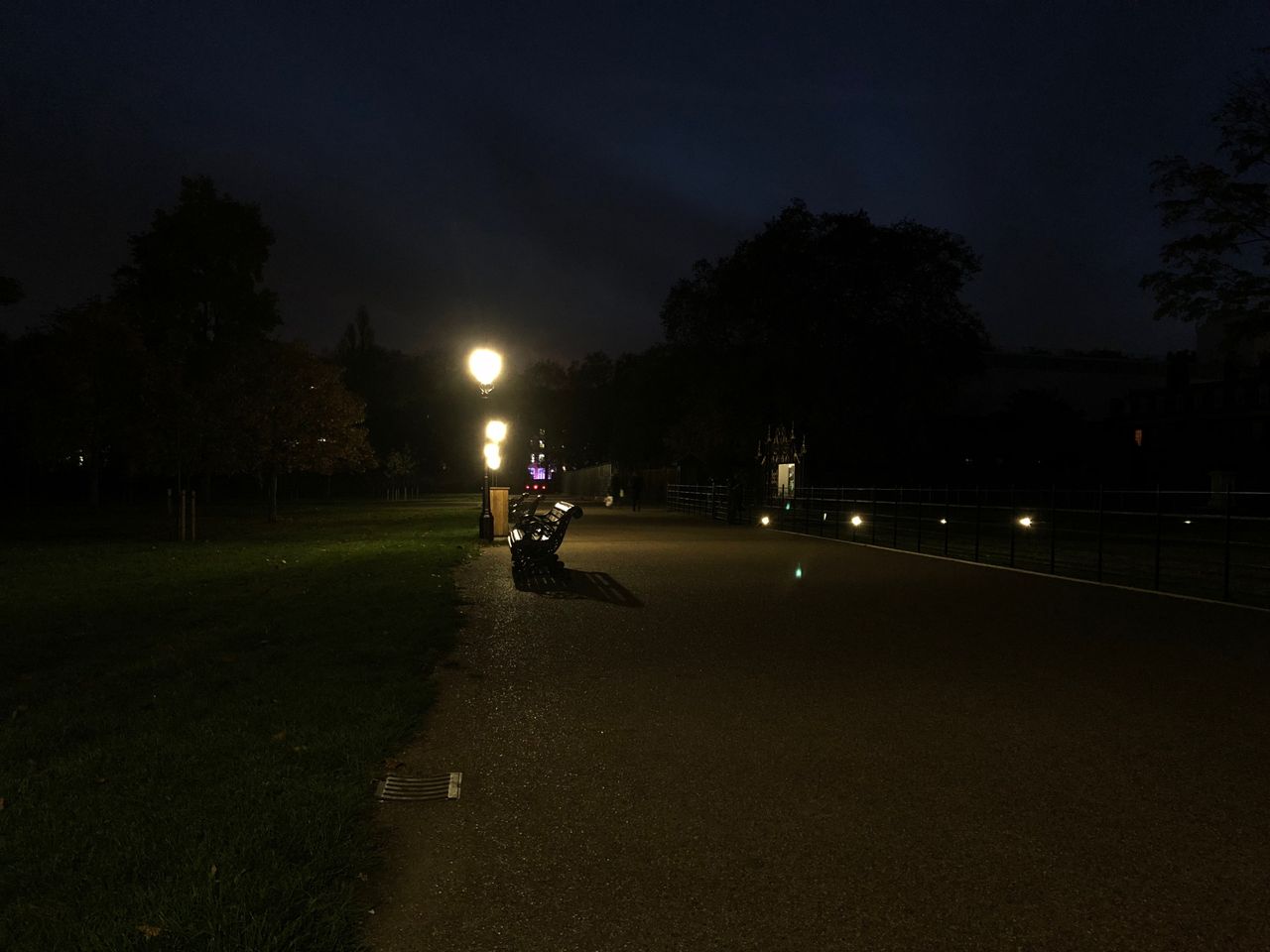 However, when exposure was manually changed the scene was much improved with good low-light detail again