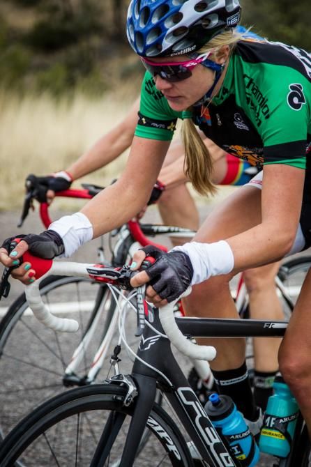Alison Tetrick (TWENTY16) moving towards the front
