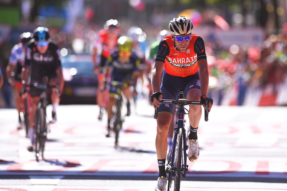 Vincenzo Nibali wins stage 3 of the Vuelta a Espa&ntilde;a