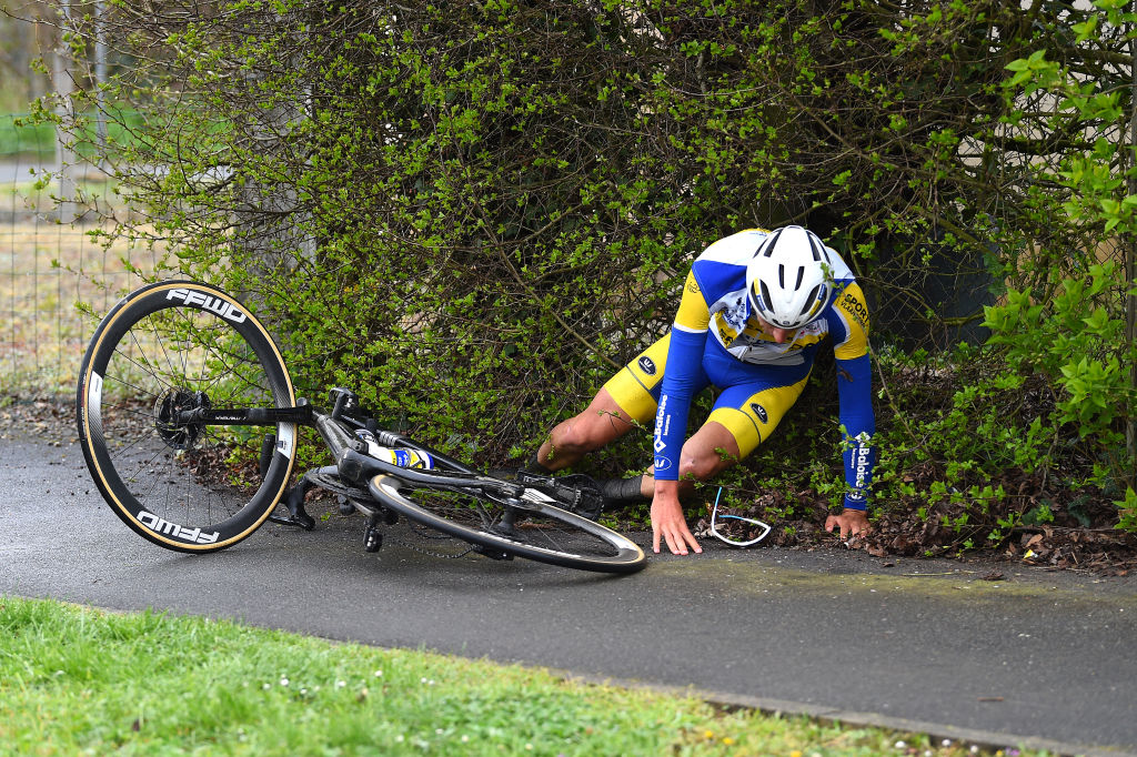 MAMERS FRANCE APRIL 05 Kamiel Bonneu of Belgium and Team Sport Vlaanderen Baloise involved in a crash during the 68th Circuit Cycliste Sarthe Pays de la Loire 2022 Stage 1 a 1923km stage from Mamers to Mamers CircuitSarthe on April 05 2022 in Mamers France Photo by Dario BelingheriGetty Images
