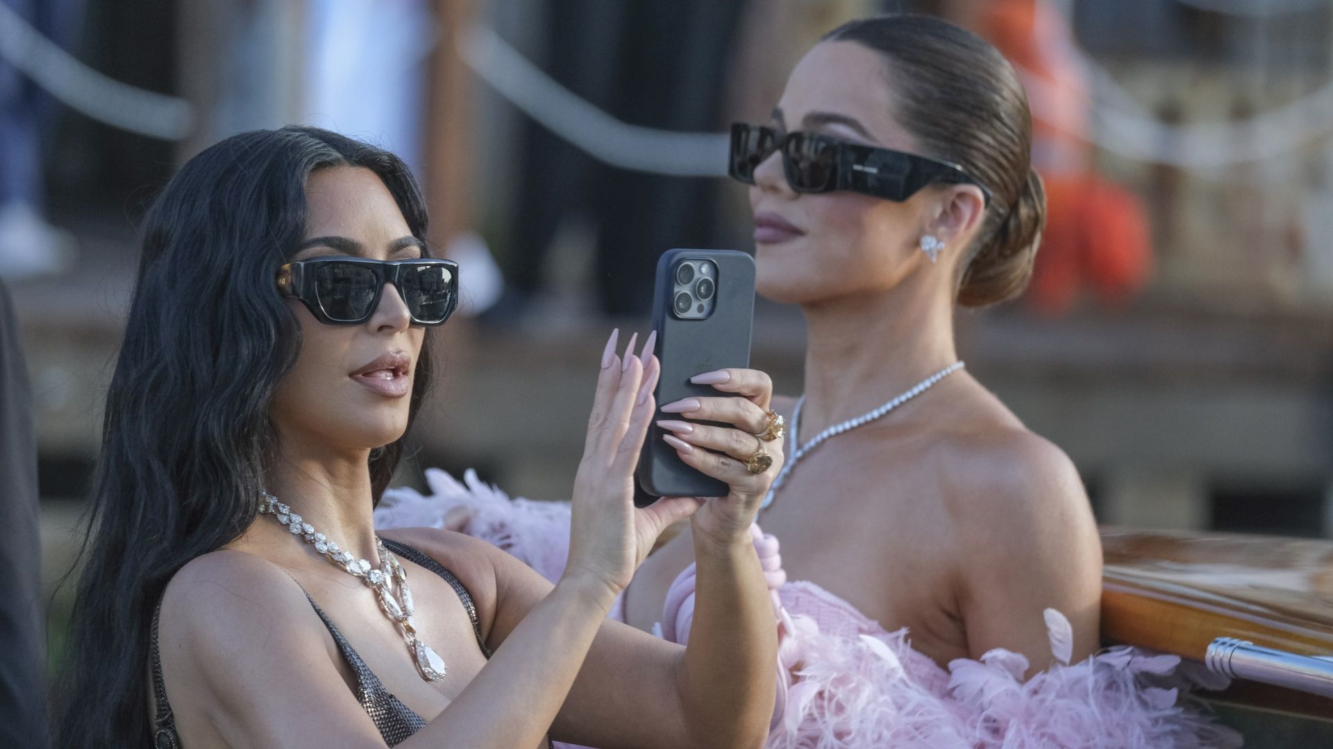 How to watch 'The Kardashians' season 7 online from anywhere | Tom's Guide