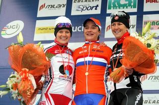 The 2009 Trofeo Alfredo Binda podium: Emma Johansson, Marianne Vos and Kristin Armstrong